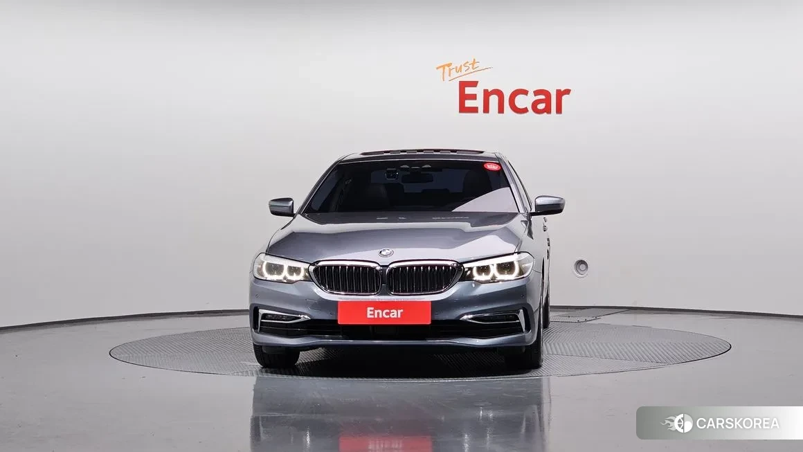 BMW 5 Series (G30) id 2148012 из Кореи 13