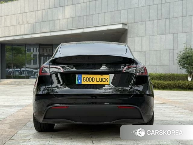 Tesla Model Y id 4221880 из Китая 11
