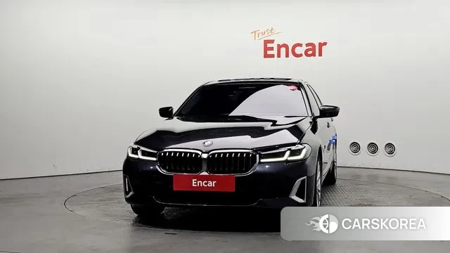 BMW 5 Series (G30) id 3681448 из Кореи 13