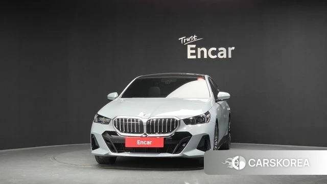 BMW 5 Series (G60) id 4329374 из Кореи 13