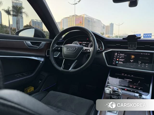 Audi A6L id 4261851 из Китая 9