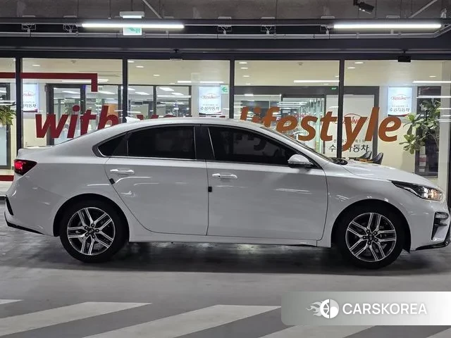 Kia Come New K3 id 3765766 из Кореи 13