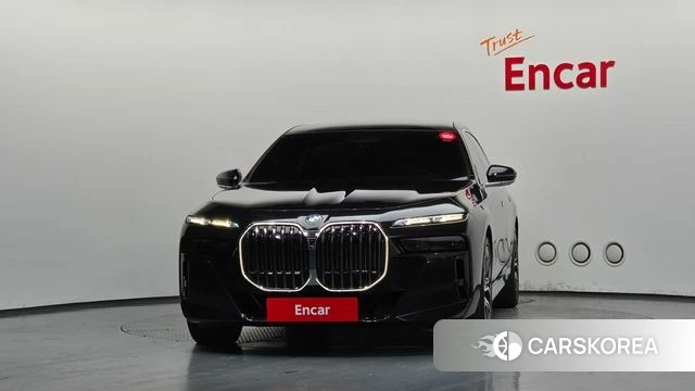 BMW 7 Series (G70) id 4762882 из Кореи 13
