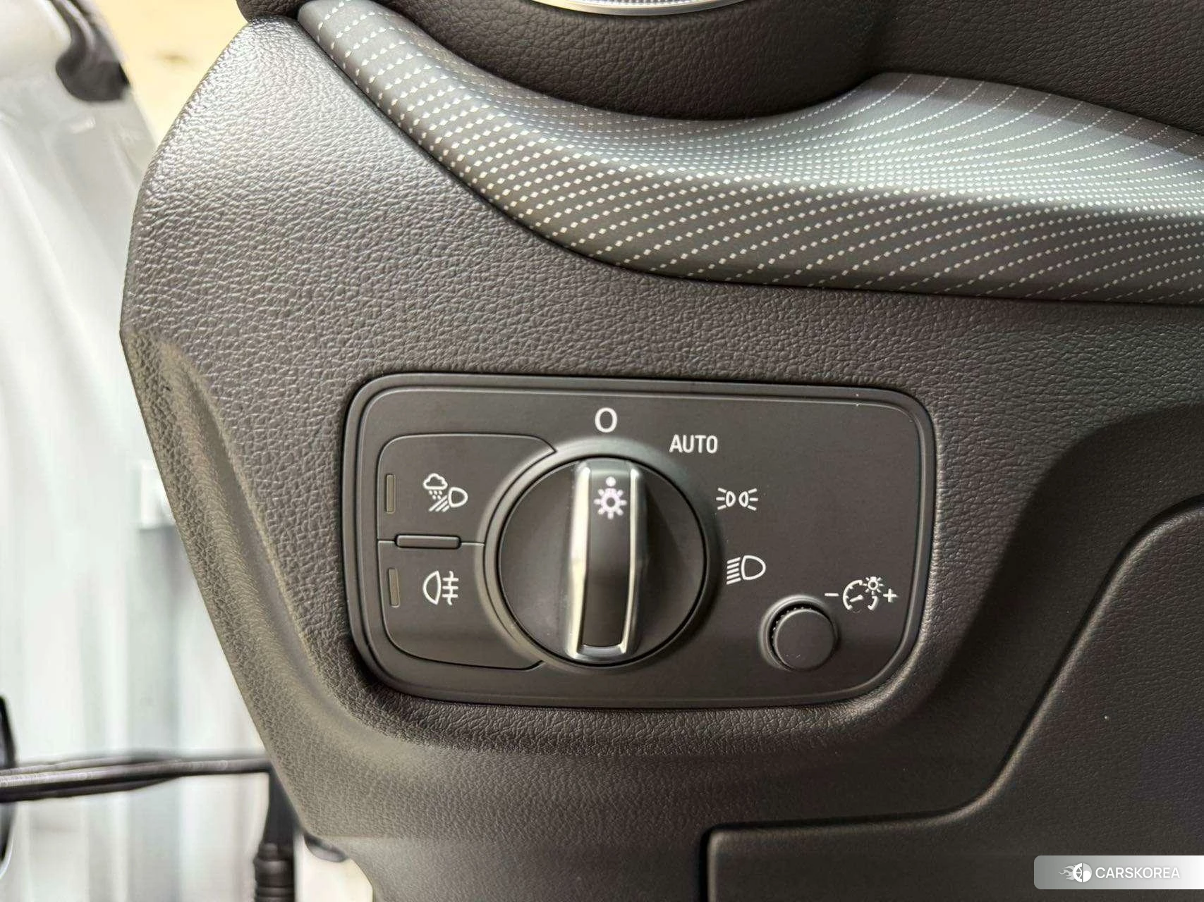 Audi Q2L id 4510294 из Китая 15