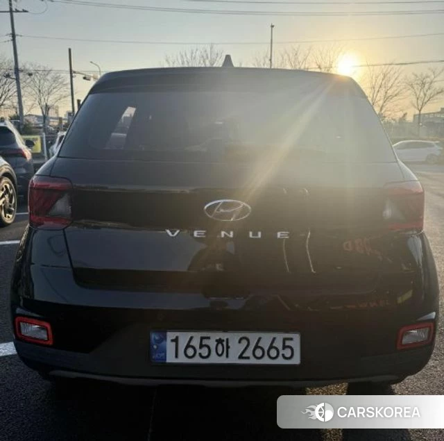 Hyundai Venue 2021 Черный из Кореи, фото 3