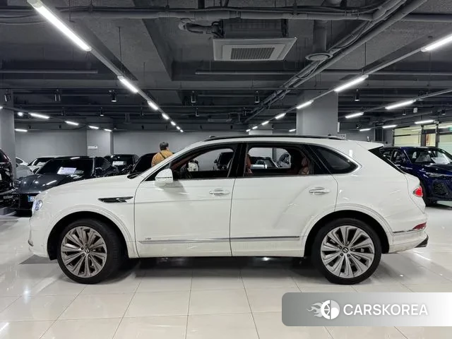 Bentley Bentayga id 3765184 из Кореи 7