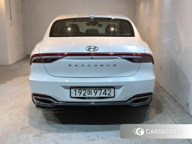 Hyundai The New Grandeur IG id 3916361 из Кореи 13