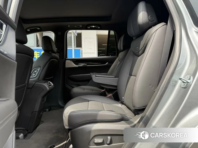 Cadillac XT6 id 3920810 из Китая 23