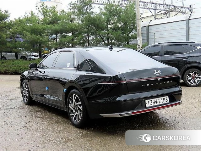 Hyundai Grandeur (GN7) id 3914353 из Кореи 13