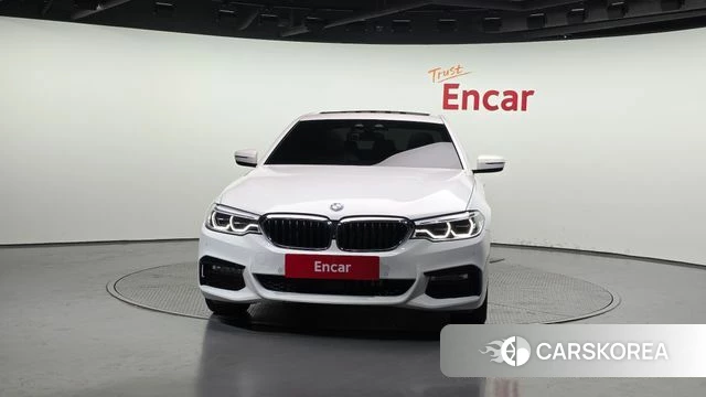 BMW 5 Series (G30) id 4286268 из Кореи 13