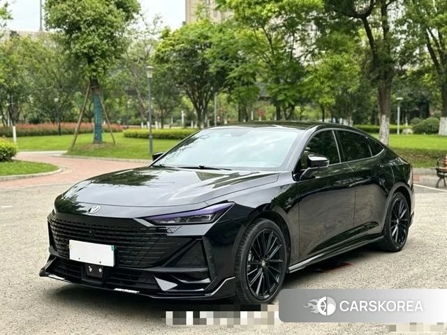 Chang'an UNI-V 2022 Черный из Китая, фото 3