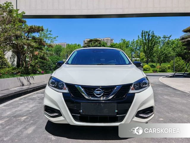 Nissan TIIDA 2023 Белый из Китая, фото 3