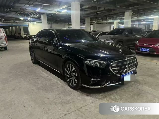 Mercedes-Benz E-class id 4235895 из Китая 3