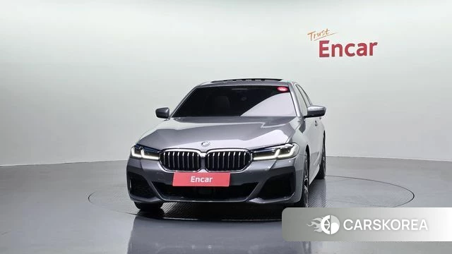 BMW 5 Series (G30) id 3877460 из Кореи 13