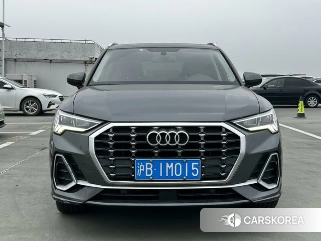 Audi Q3 2019 Темно-серый из Китая, фото 3