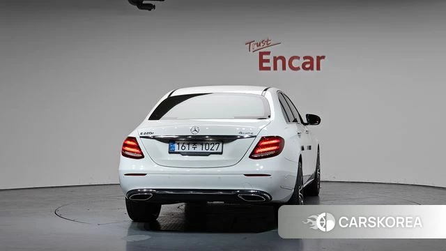 Mercedes-Benz E-Class W213 id 4180336 из Кореи 13