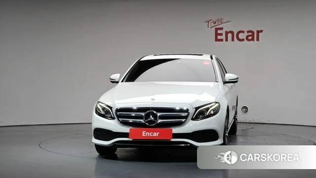 Mercedes-Benz E-Class W213 id 4605332 из Кореи 23