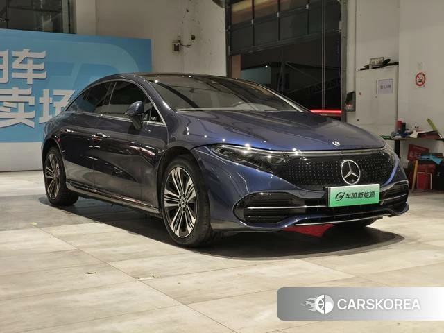 Mercedes-Benz EQS 2024 Синий из Китая, фото 3
