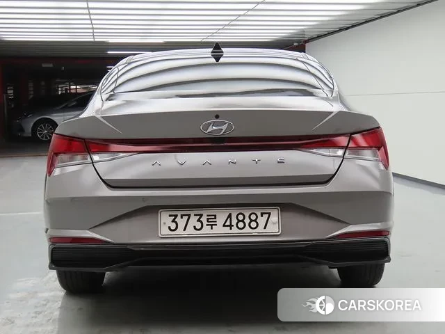 Hyundai Avante Hybrid (CN7) id 3712545 из Кореи 13