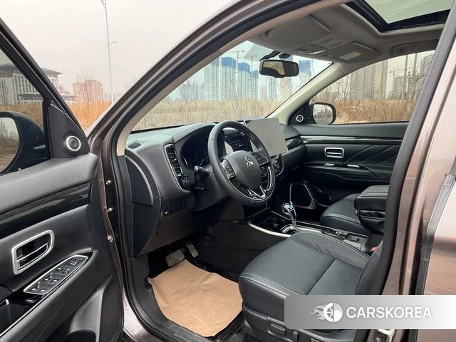 Mitsubishi  Outlander id 4207261 из Китая 17