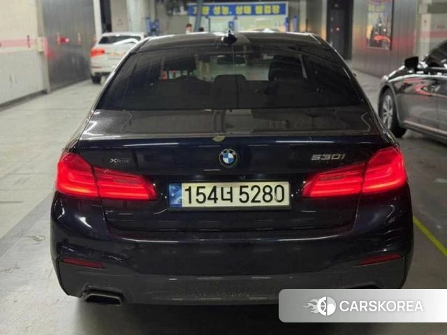 BMW 5 Series (G30) 2018 Черный из Кореи, фото 3