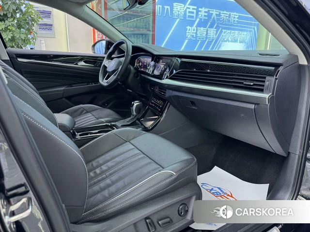 Volkswagen Passat 2023 Черный из Китая, фото 5