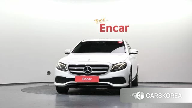 Mercedes-Benz E-Class W213 id 4698687 из Кореи 23