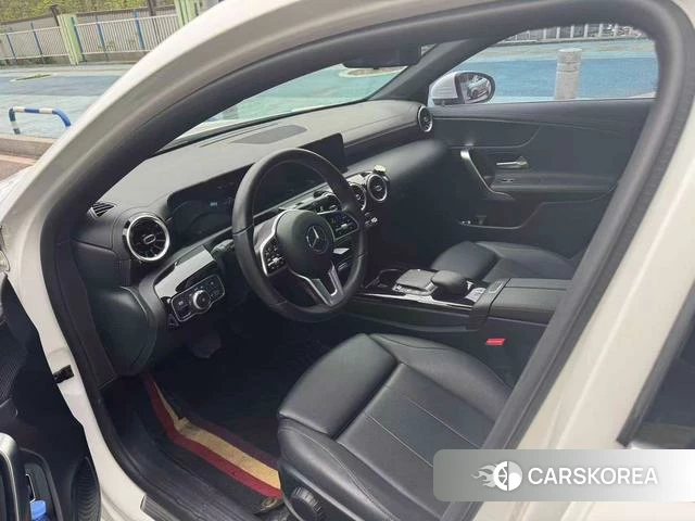 Mercedes-Benz Class A 2022 Белый из Китая, фото 3