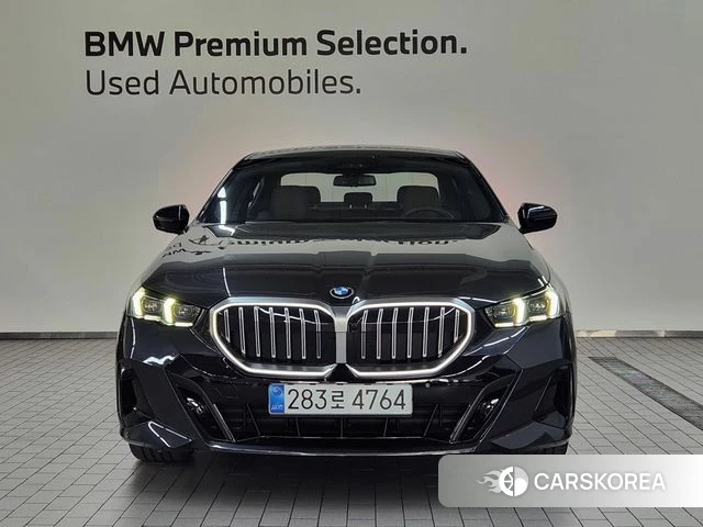 BMW 5 Series (G60) id 3792726 из Кореи 12