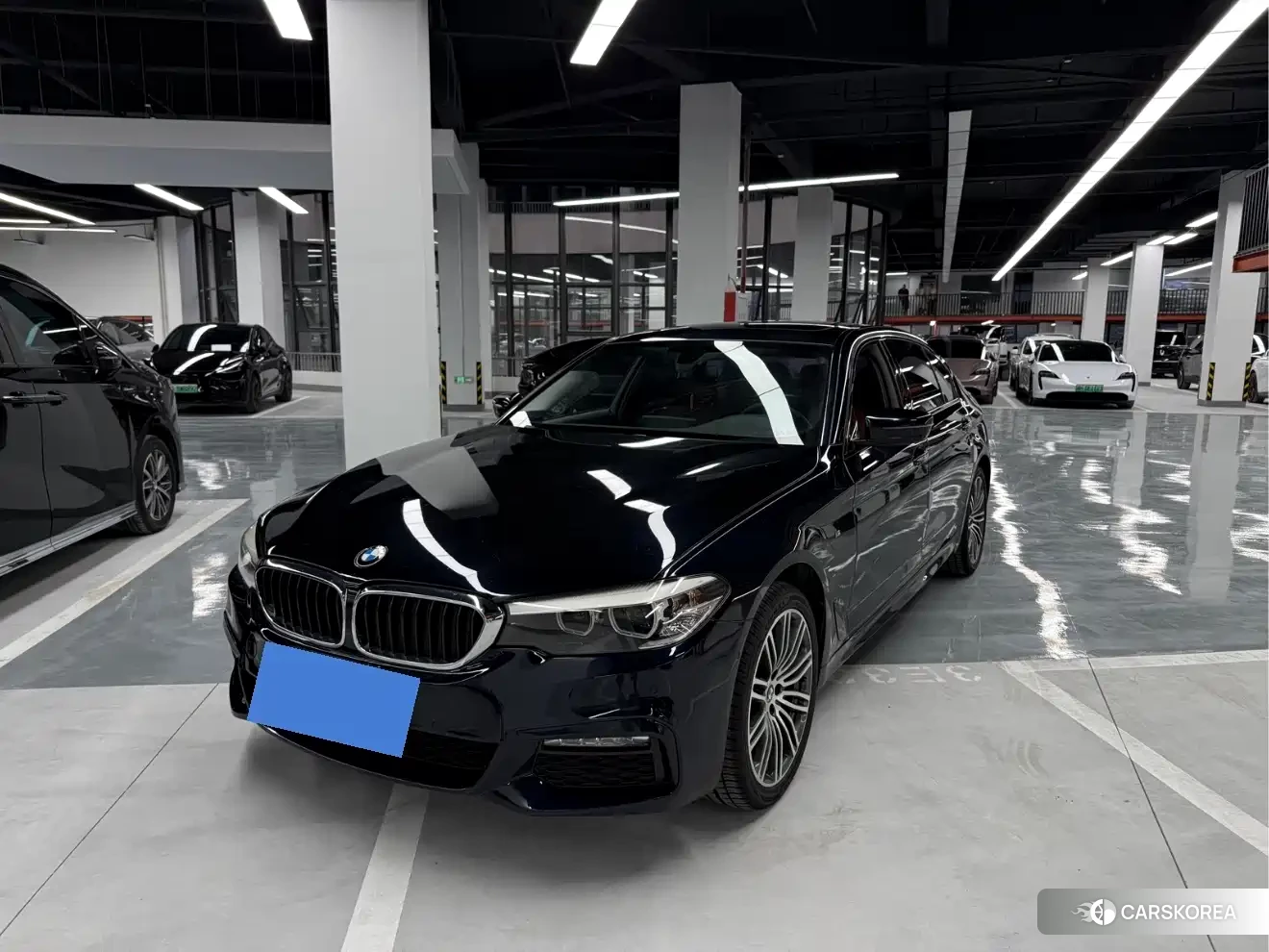 BMW 5 series 2018 Черный из Китая, фото 5