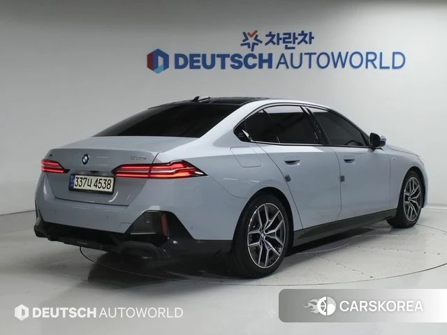 BMW 5 Series (G60) id 4505802 из Кореи 8