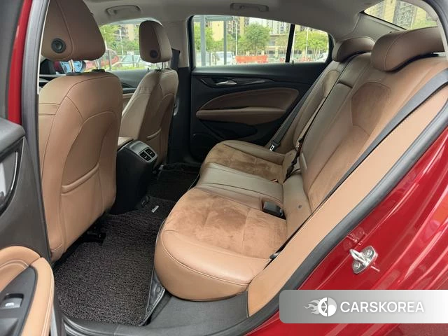 Buick Regal id 3888946 из Китая 8