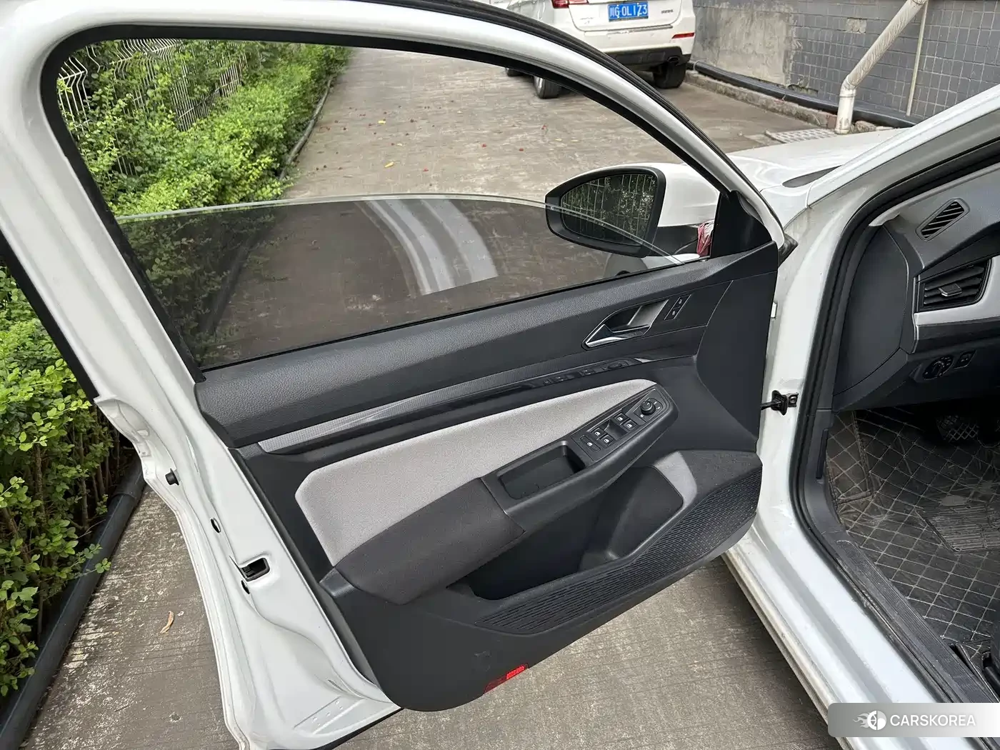 Volkswagen Bora id 4577479 из Китая 13