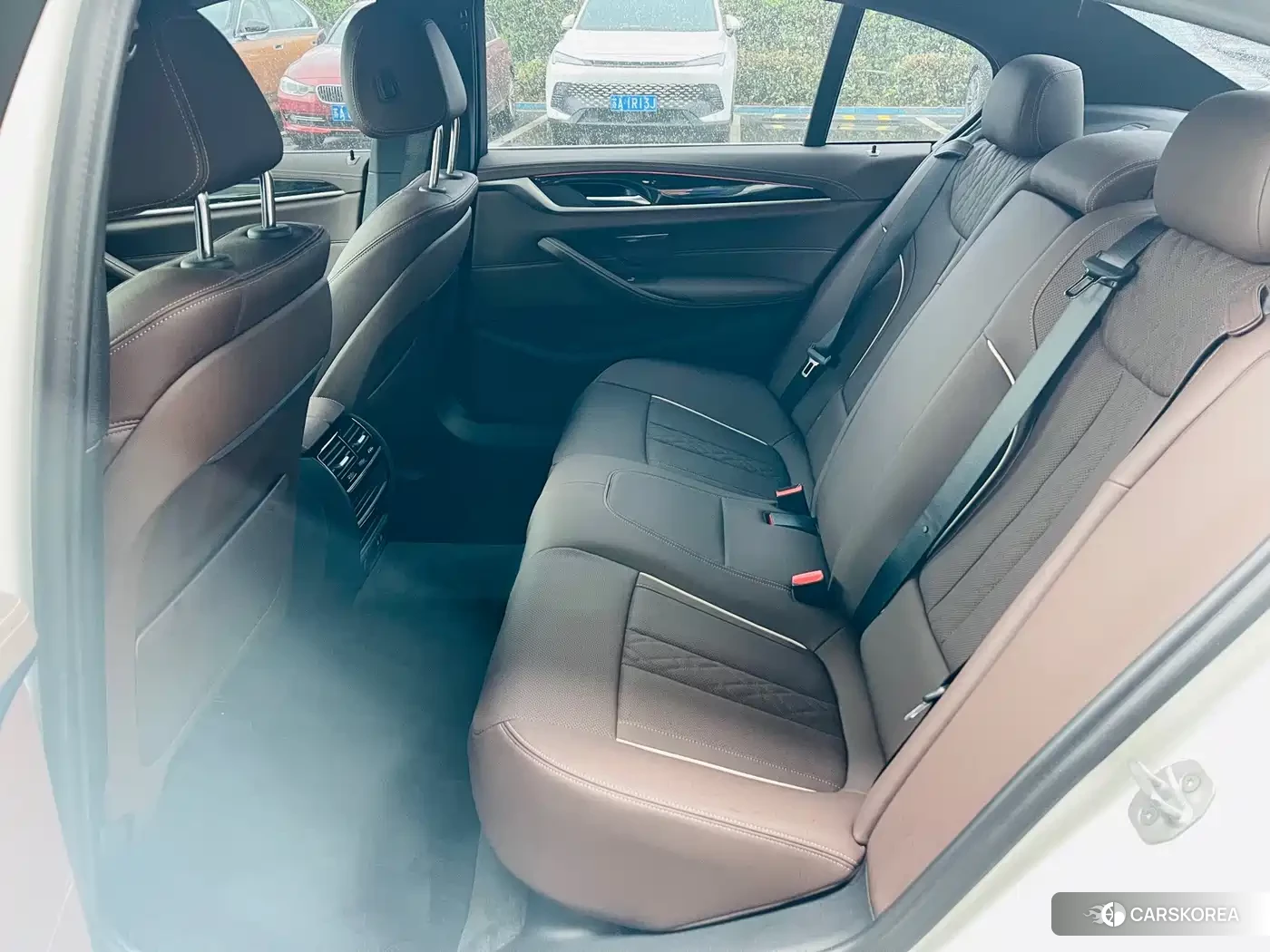 BMW 5 series 2023 Белый из Китая, фото 3