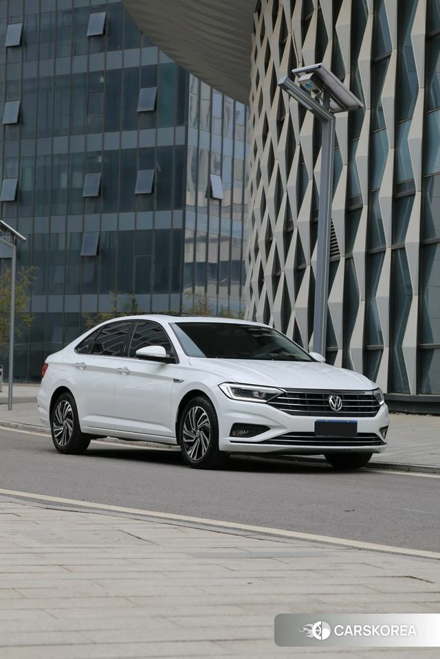 Volkswagen Sagitar 2022 Белый из Китая, фото 3
