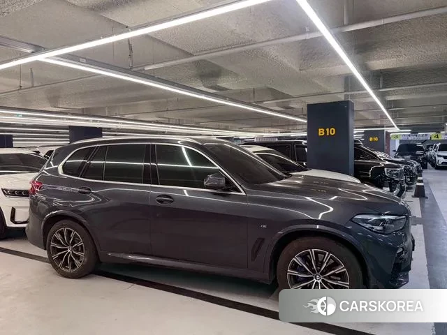 BMW X5 (G05) id 3671961 из Кореи 8