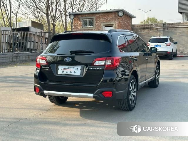 Subaru OUTBACK id 4208640 из Китая 21