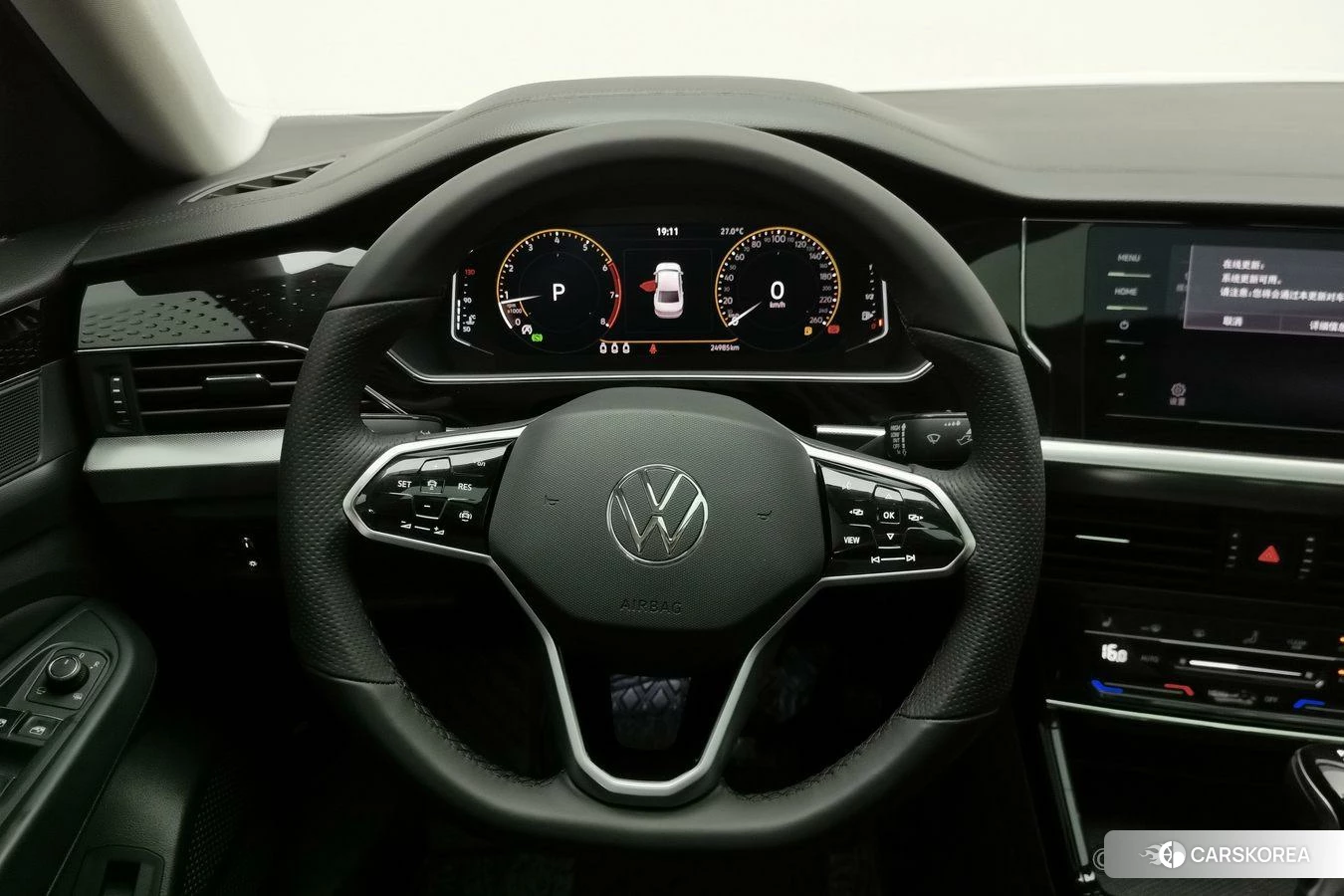 Volkswagen Passat id 4510854 из Китая 17