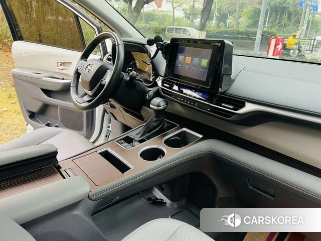 Toyota Saina id 4279195 из Китая 15