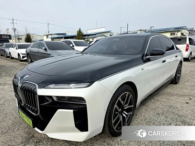 BMW 7 Series (G70) id 4360705 из Кореи 13