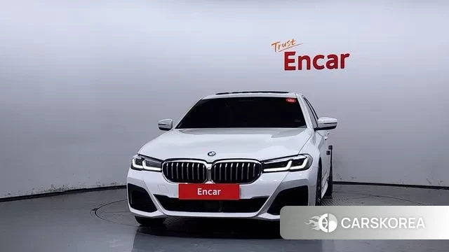 BMW 5 Series (G30) id 2900778 из Кореи 13