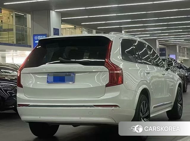 Volvo XC90 2023 Белый из Китая, фото 3