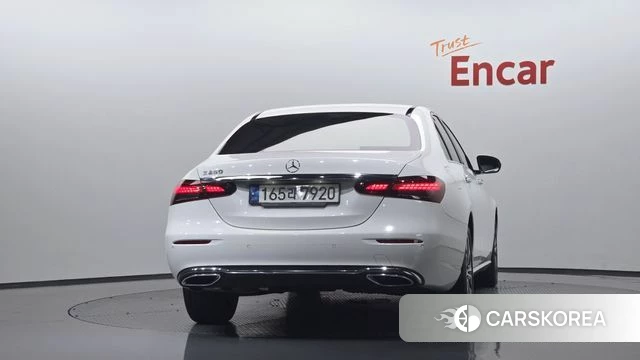Mercedes-Benz E-Class W213 id 4849129 из Кореи 23