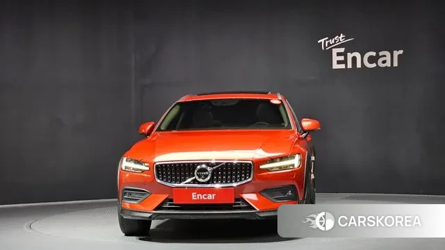 Volvo V60 Cross-Country 2nd Generation id 3444475 из Кореи 13