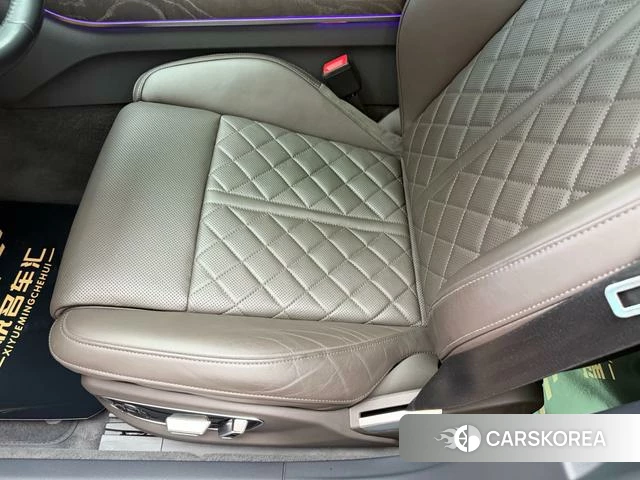 Audi A8 id 4208052 из Китая 23
