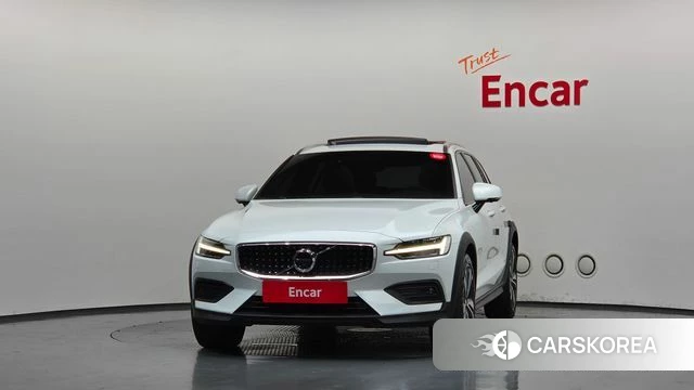 Volvo V60 Cross-Country 2nd Generation id 4529812 из Кореи 23