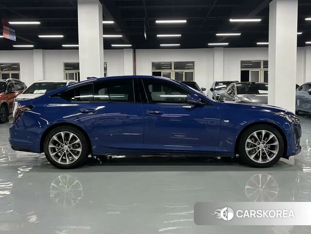 Cadillac CT5 id 4211196 из Китая 11