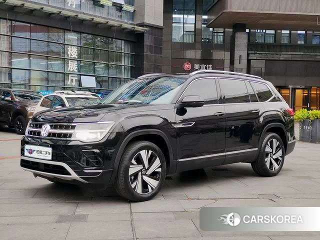 Volkswagen Tourang 2024 Черный из Китая, фото 4
