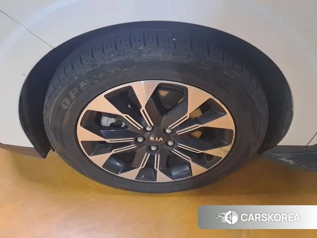 Kia Carnival 4th generation id 3307134 из Кореи 10