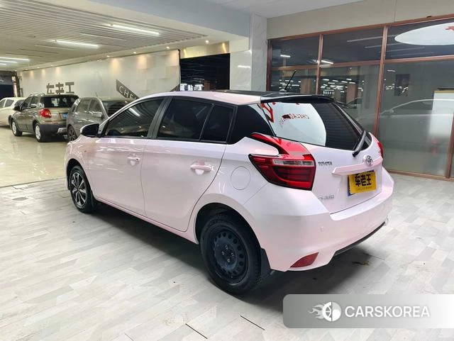 Toyota YARIS L Zhixuan 2021 Белый из Китая, фото 3